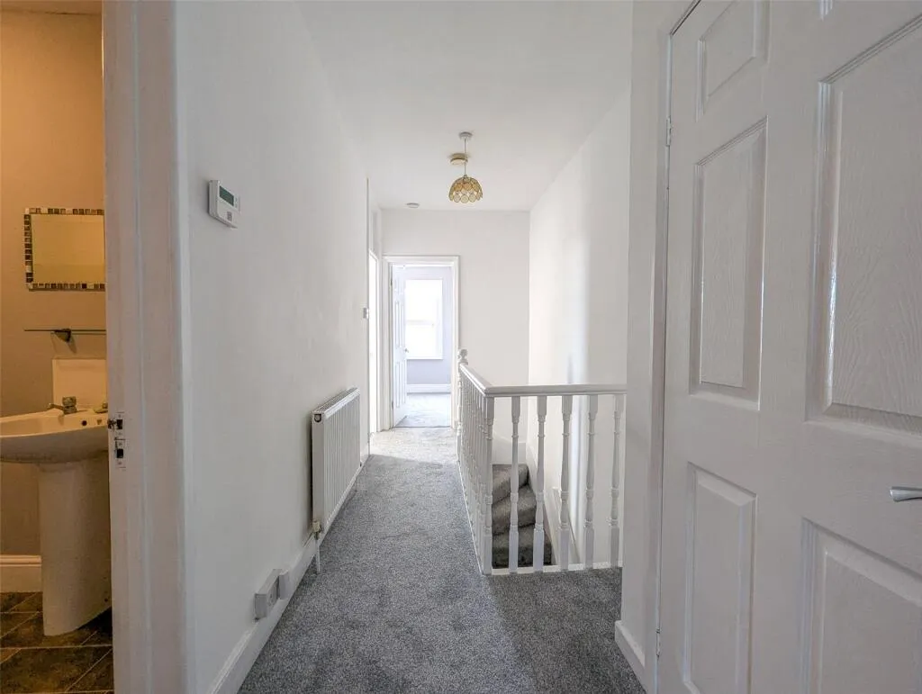 2 bed Apartment