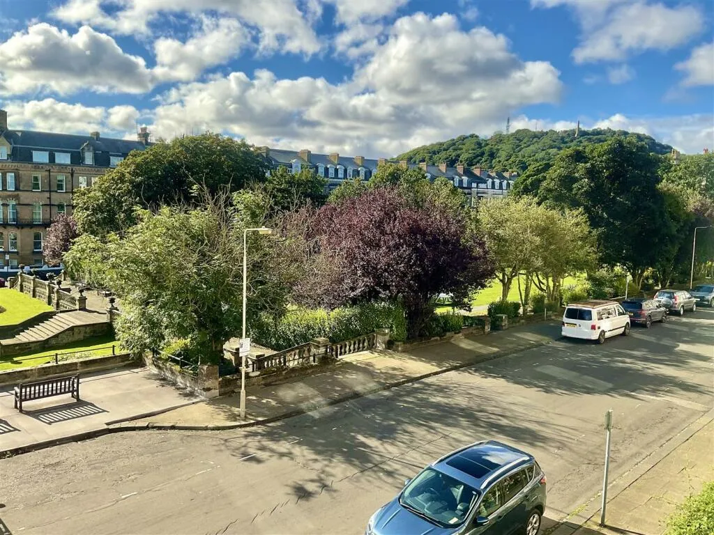 2 bed Apartment