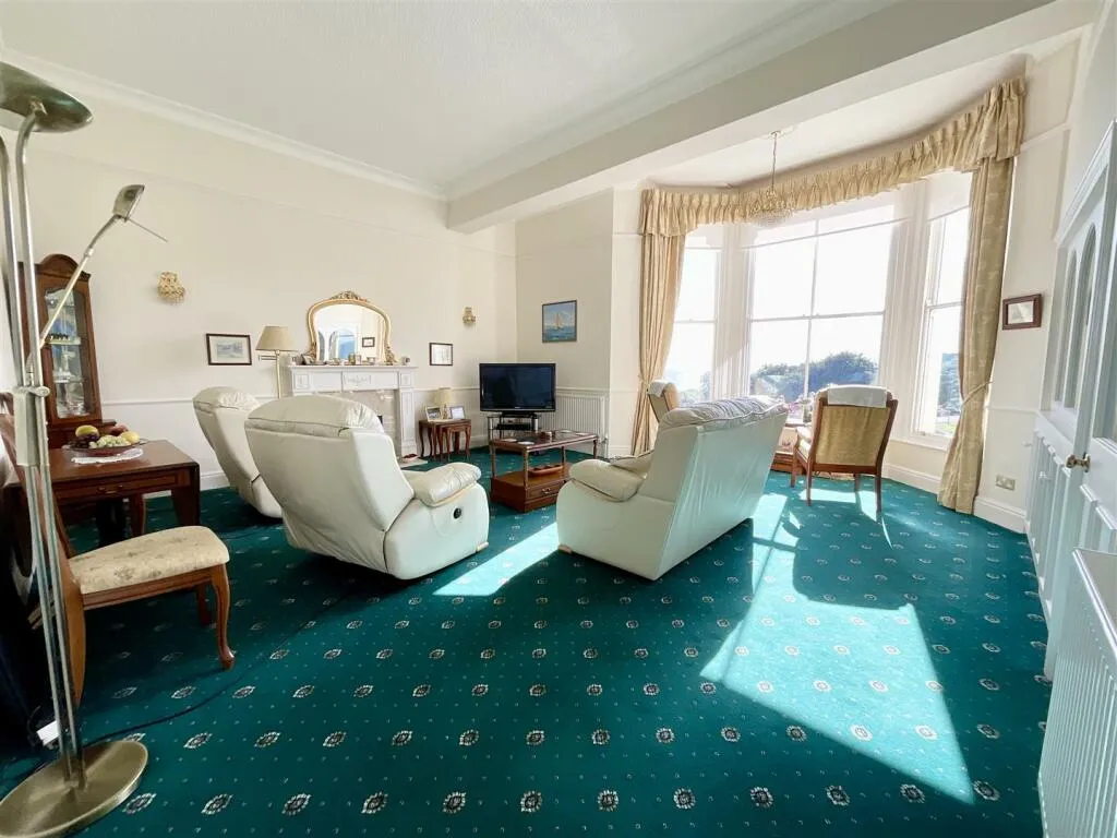 2 bed Apartment