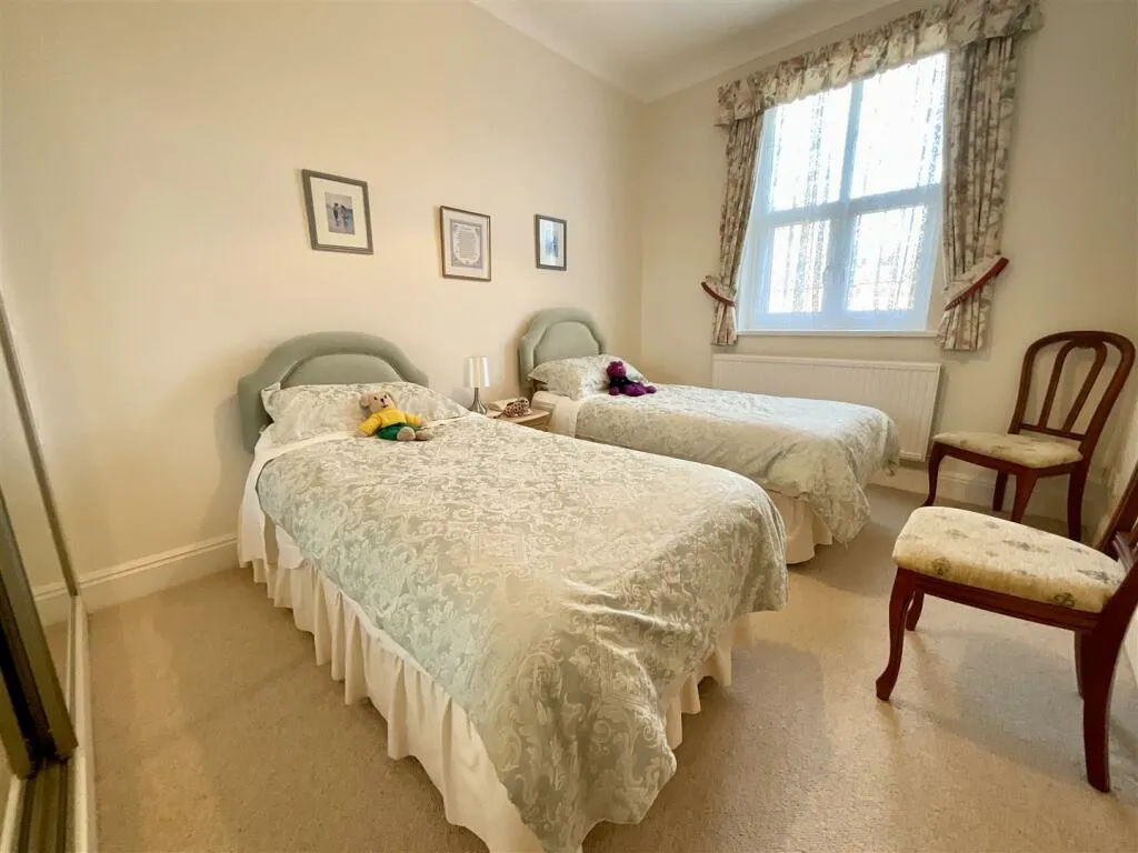 2 bed Apartment