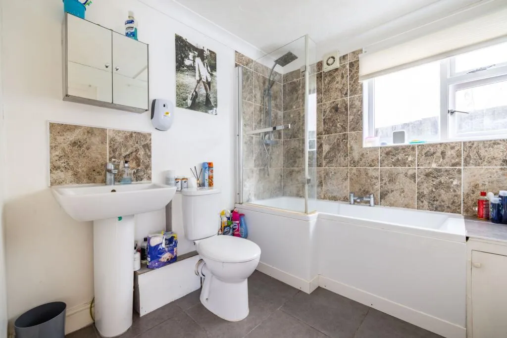 2 bed Apartment