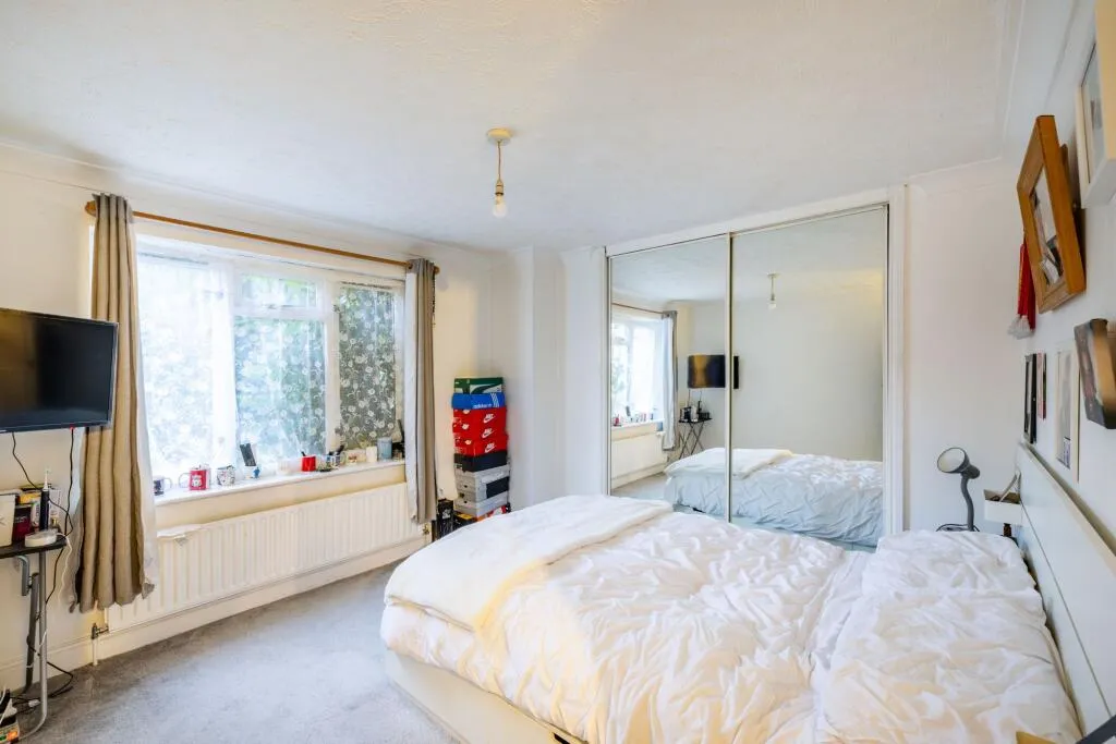 2 bed Apartment