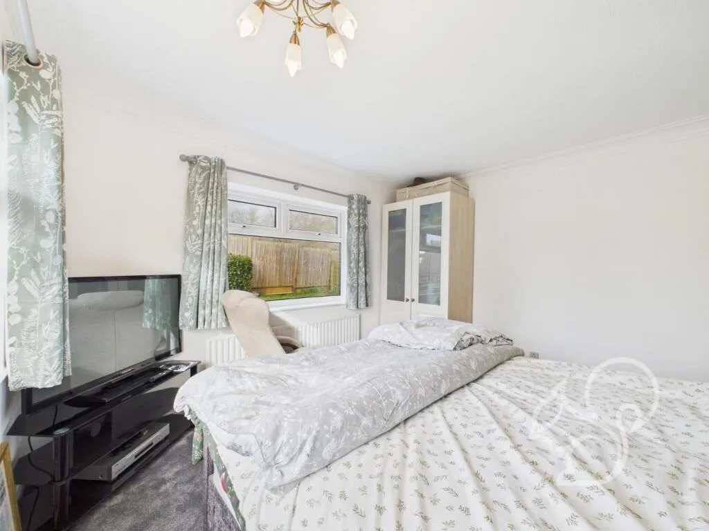 2 bed Detached Bungalow