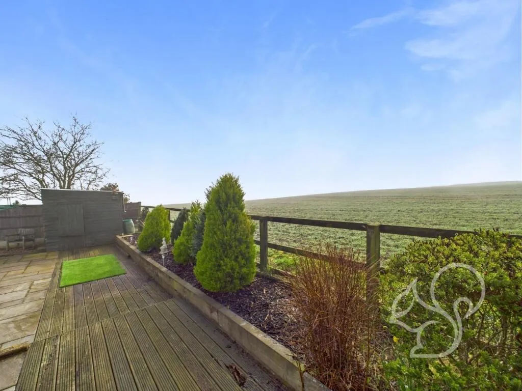 2 bed Detached Bungalow