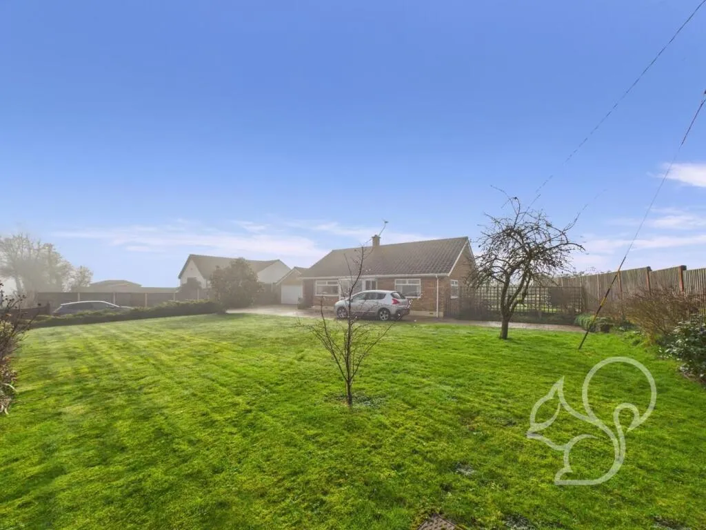 2 bed Detached Bungalow
