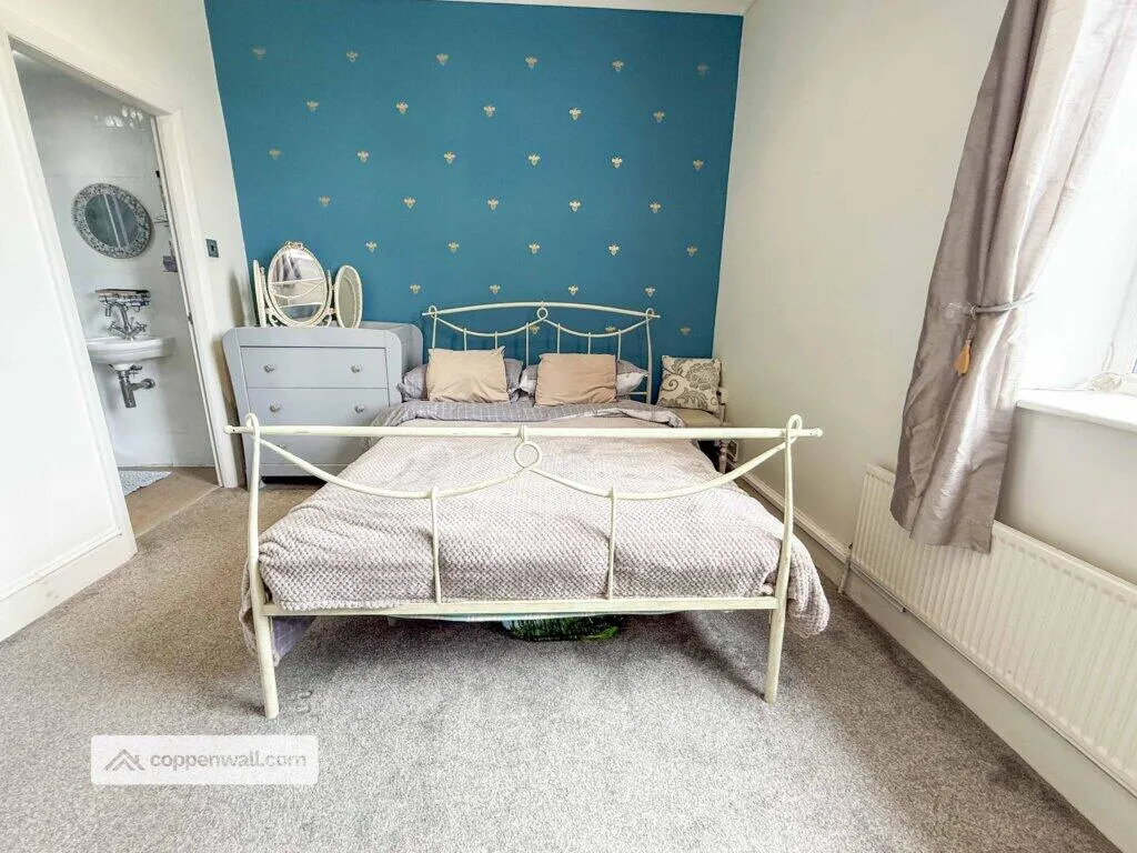 3 bed Terraced
