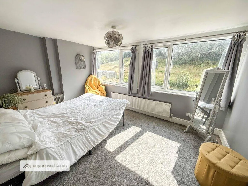 3 bed Terraced