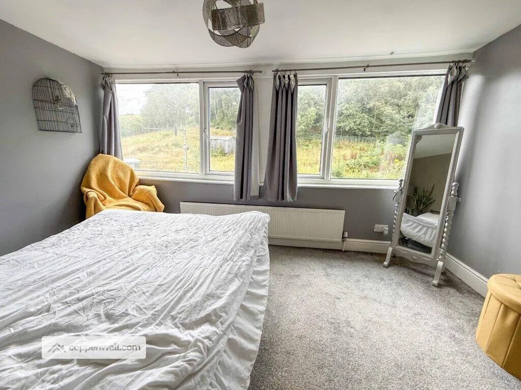 3 bed Terraced