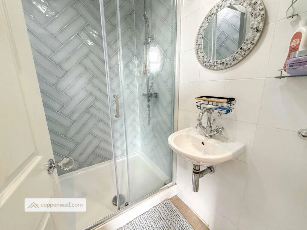 3 bed Terraced