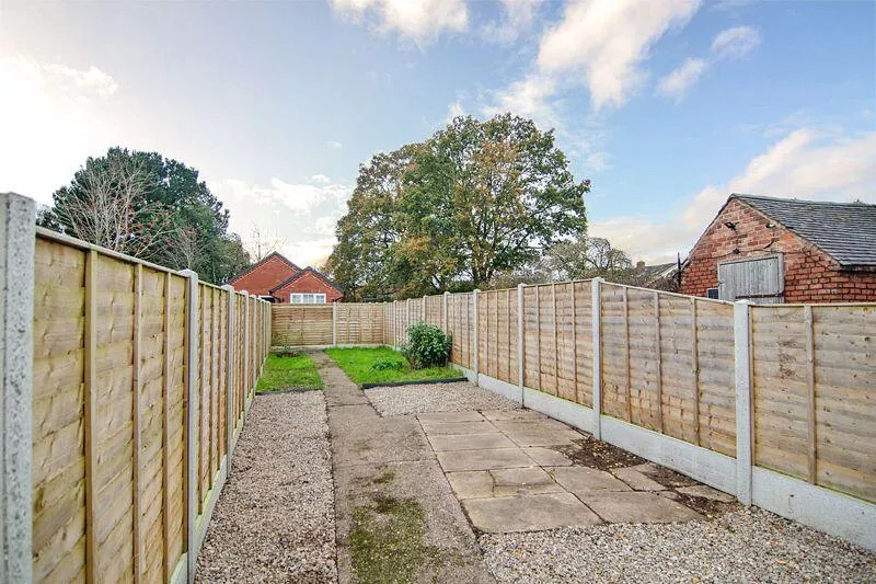 2 bed End of Terrace