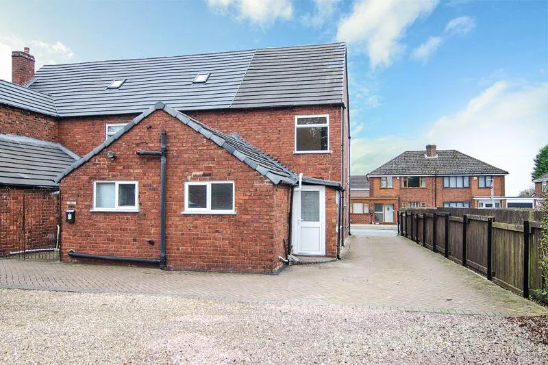 2 bed End of Terrace