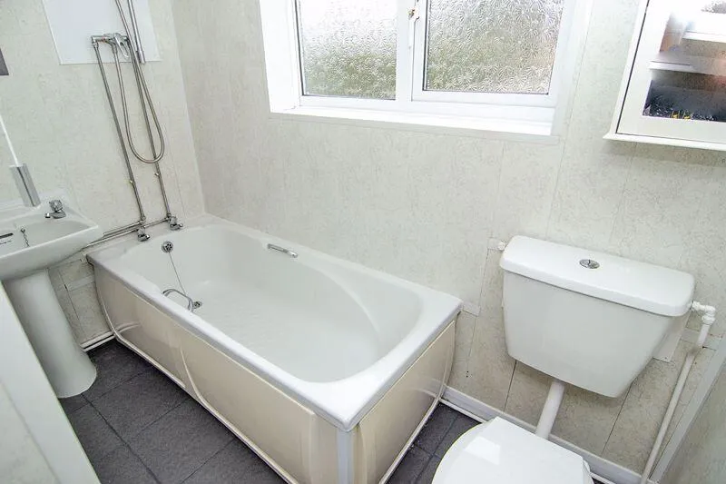 2 bed End of Terrace