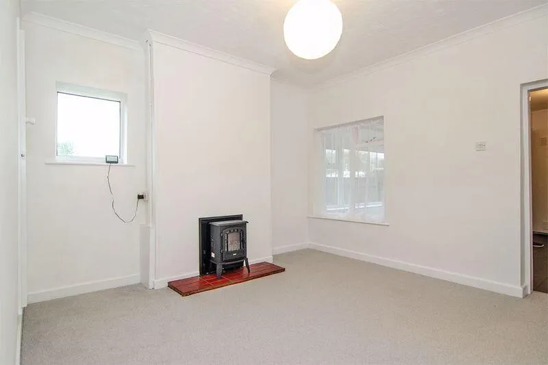 2 bed End of Terrace