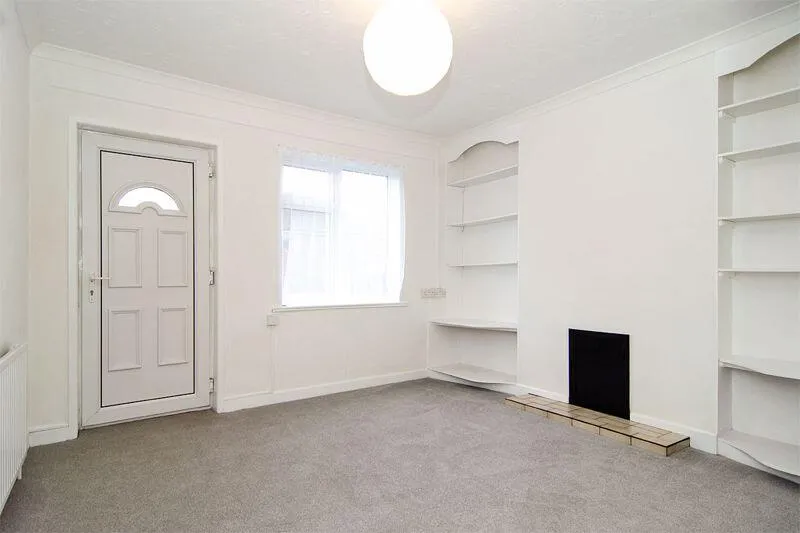 2 bed End of Terrace