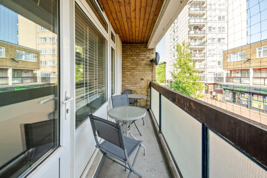 3 bed Apartment