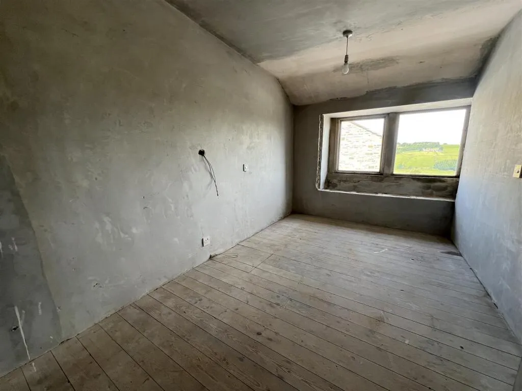 2 bed End of Terrace