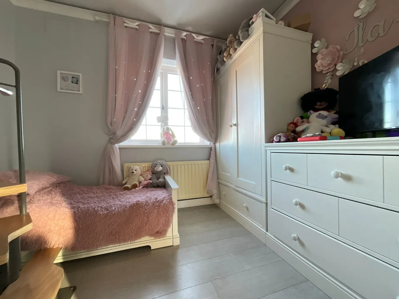 3 bed Semi-Detached