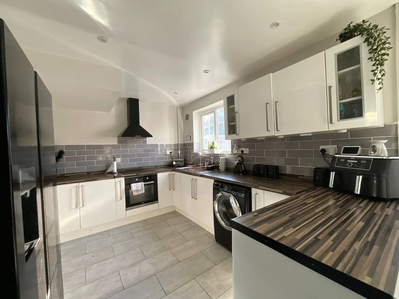 3 bed Semi-Detached