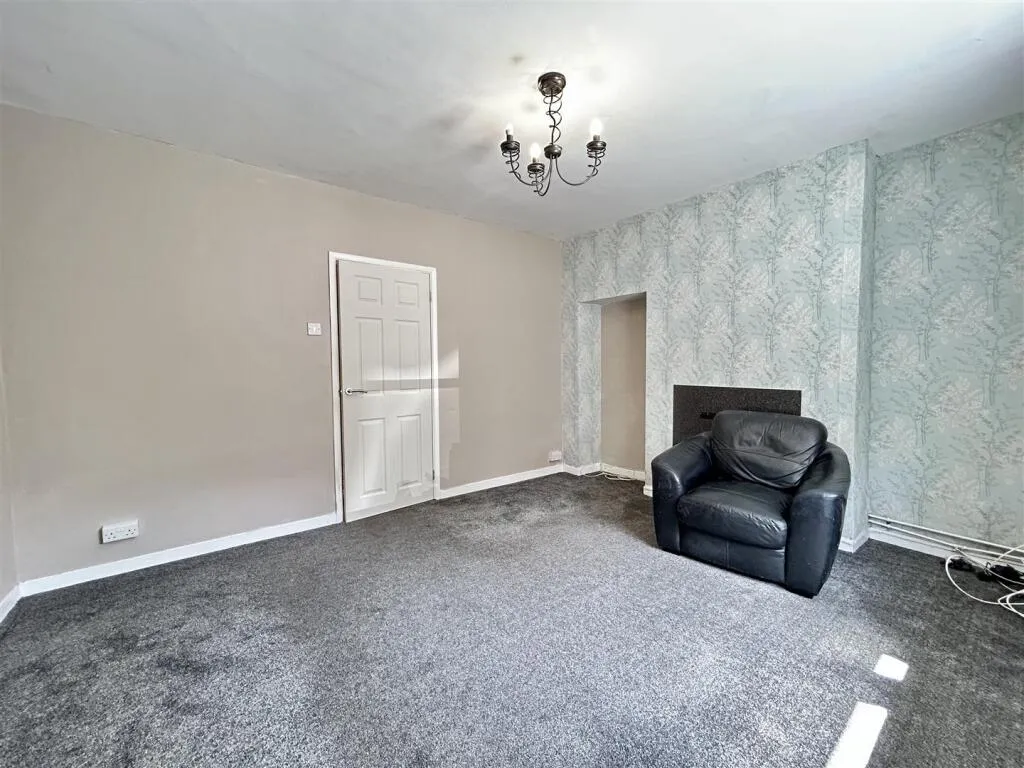 3 bed Semi-Detached