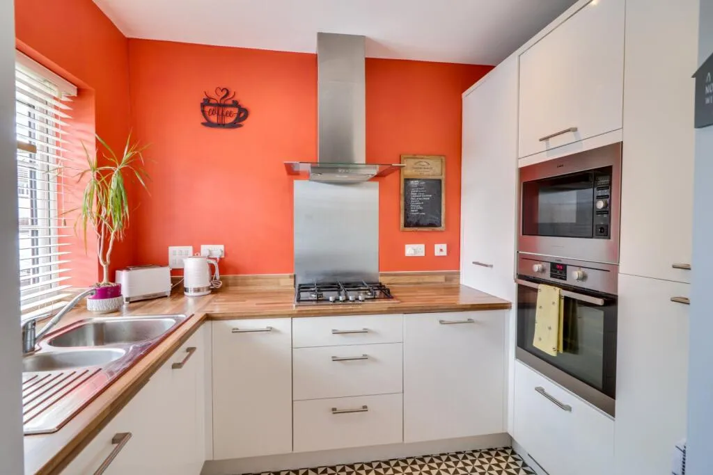 3 bed Terraced