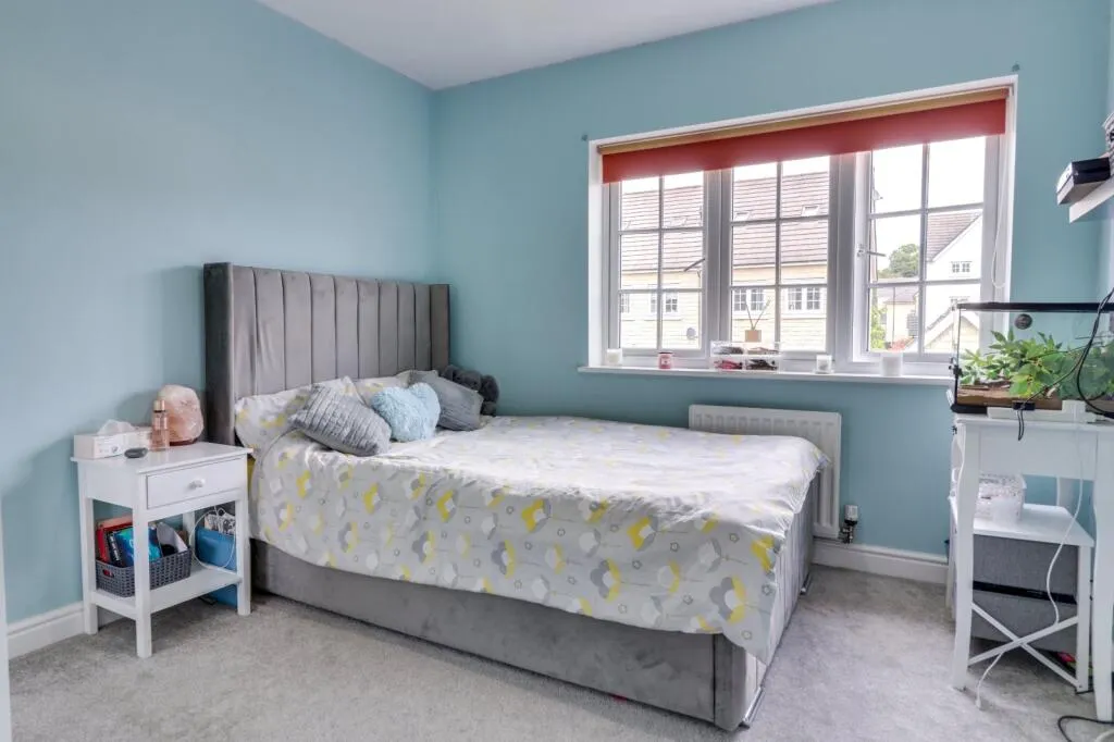 3 bed Terraced