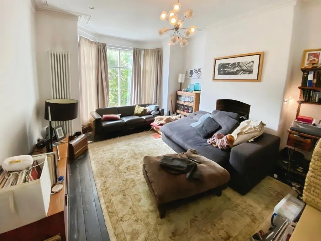 4 bed Semi-Detached