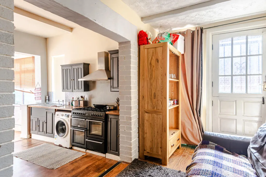 4 bed Semi-Detached