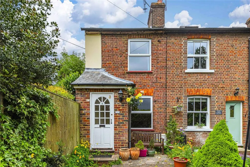 2 bed End of Terrace
