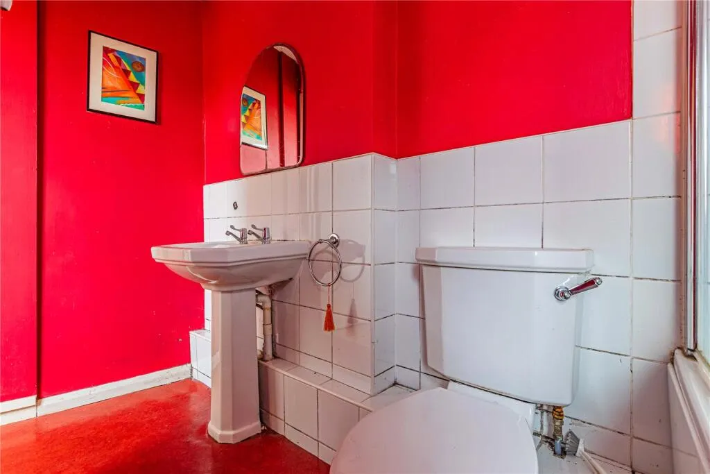 2 bed End of Terrace