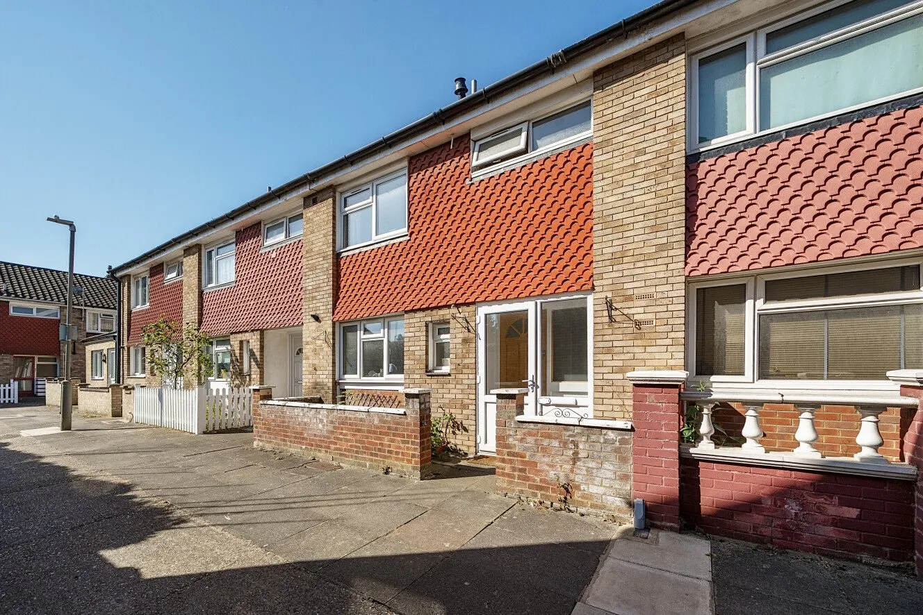 3 bed Terraced
