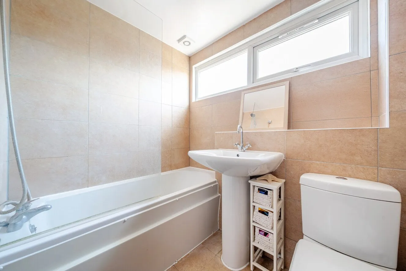 3 bed Terraced