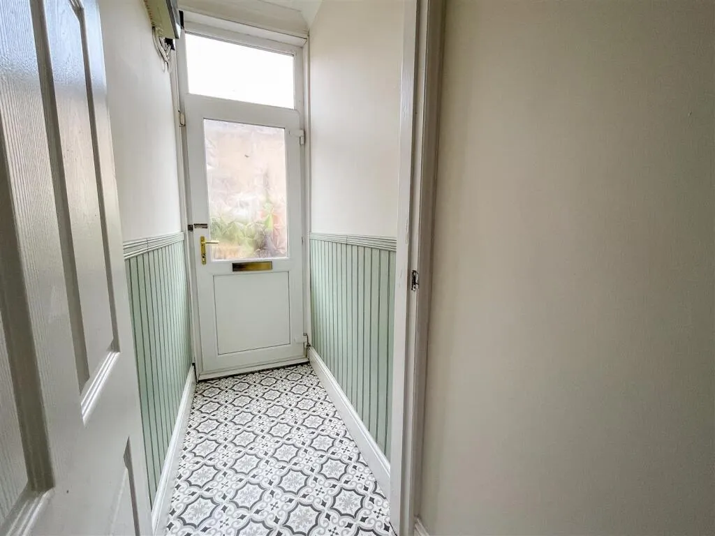 2 bed Terraced