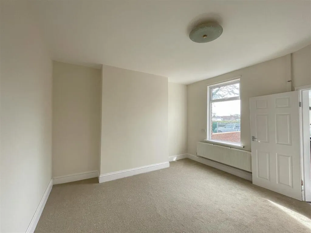 2 bed Terraced