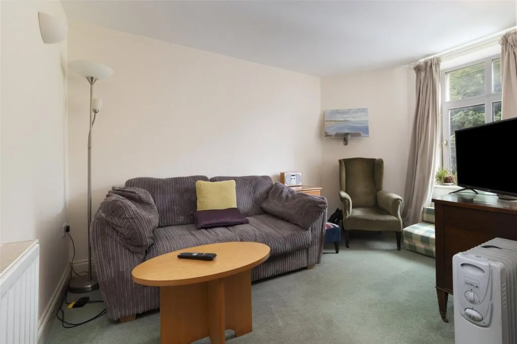 6 bed End of Terrace