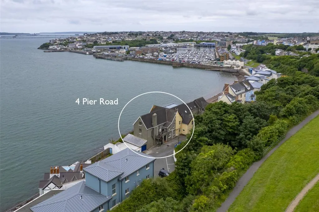 6 bed End of Terrace
