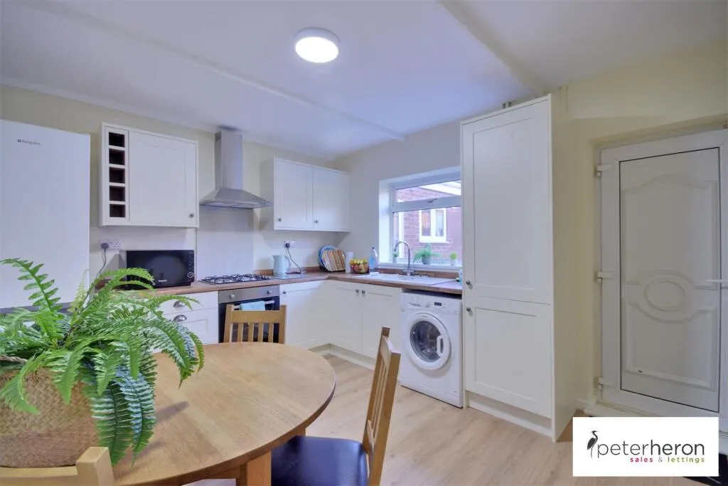 3 bed Semi-Detached Bungalow