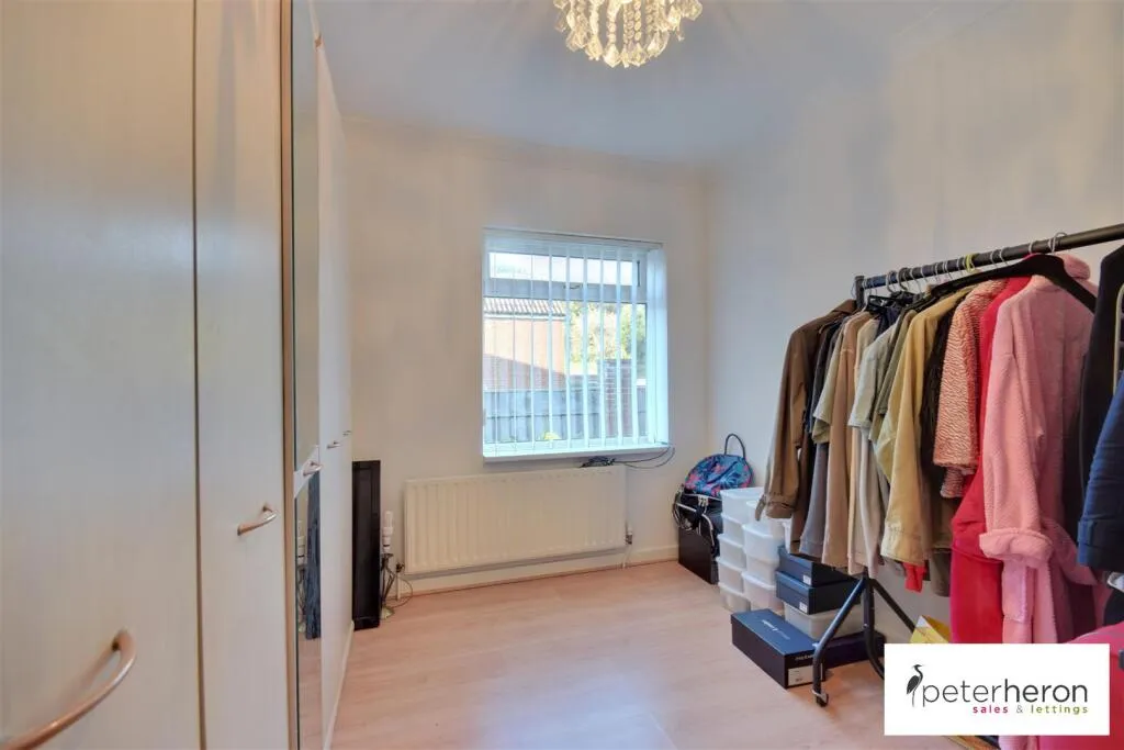 3 bed Semi-Detached Bungalow