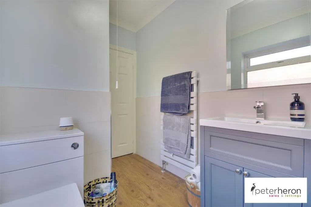 3 bed Semi-Detached Bungalow