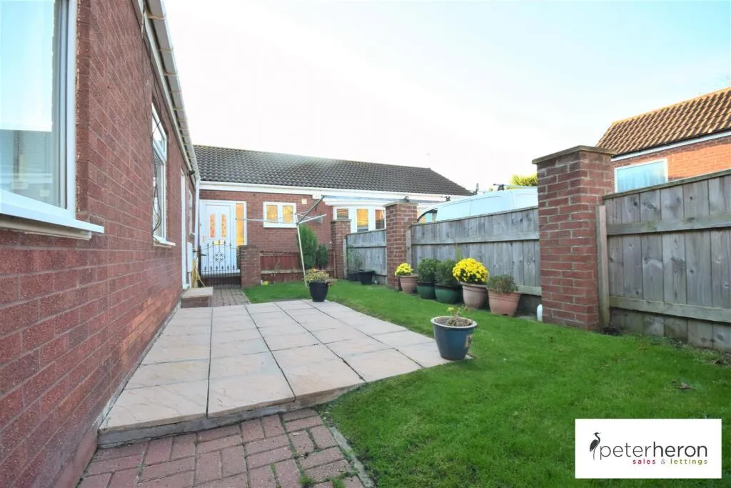 3 bed Semi-Detached Bungalow