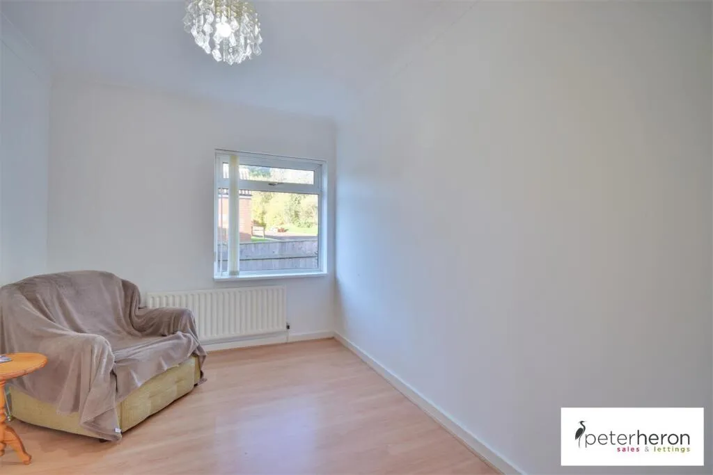 3 bed Semi-Detached Bungalow