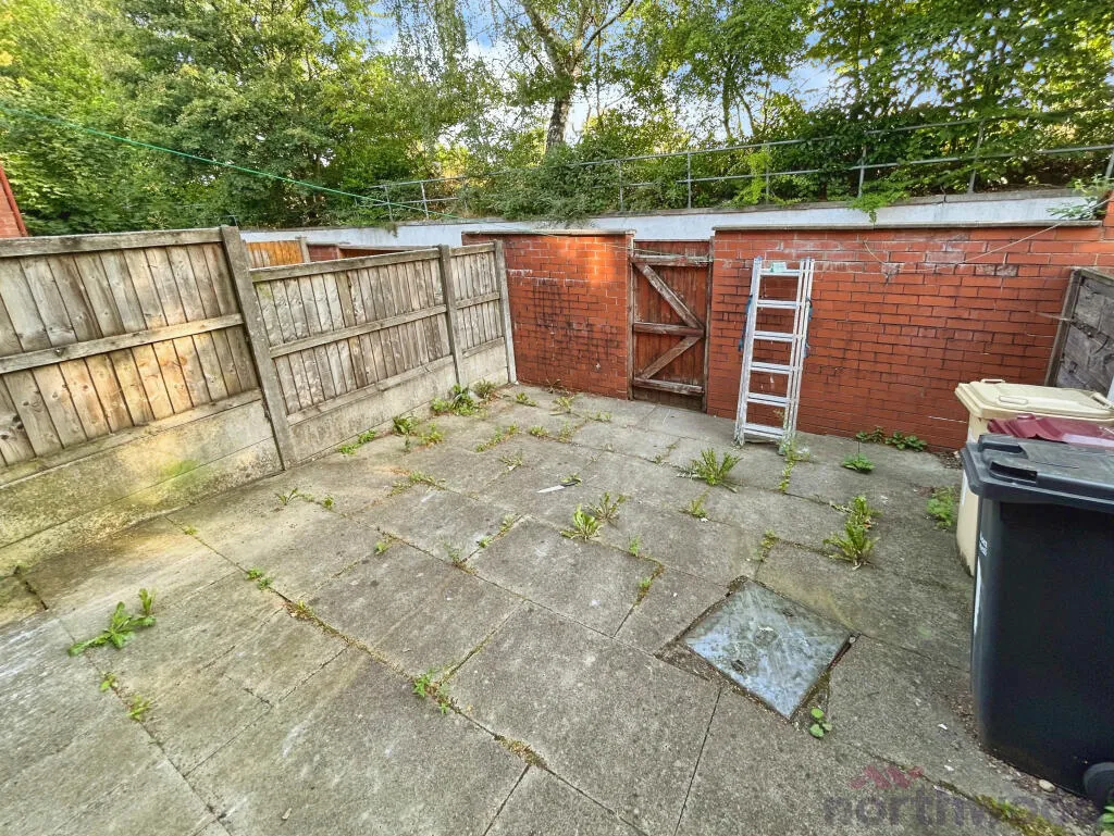 2 bed Terraced