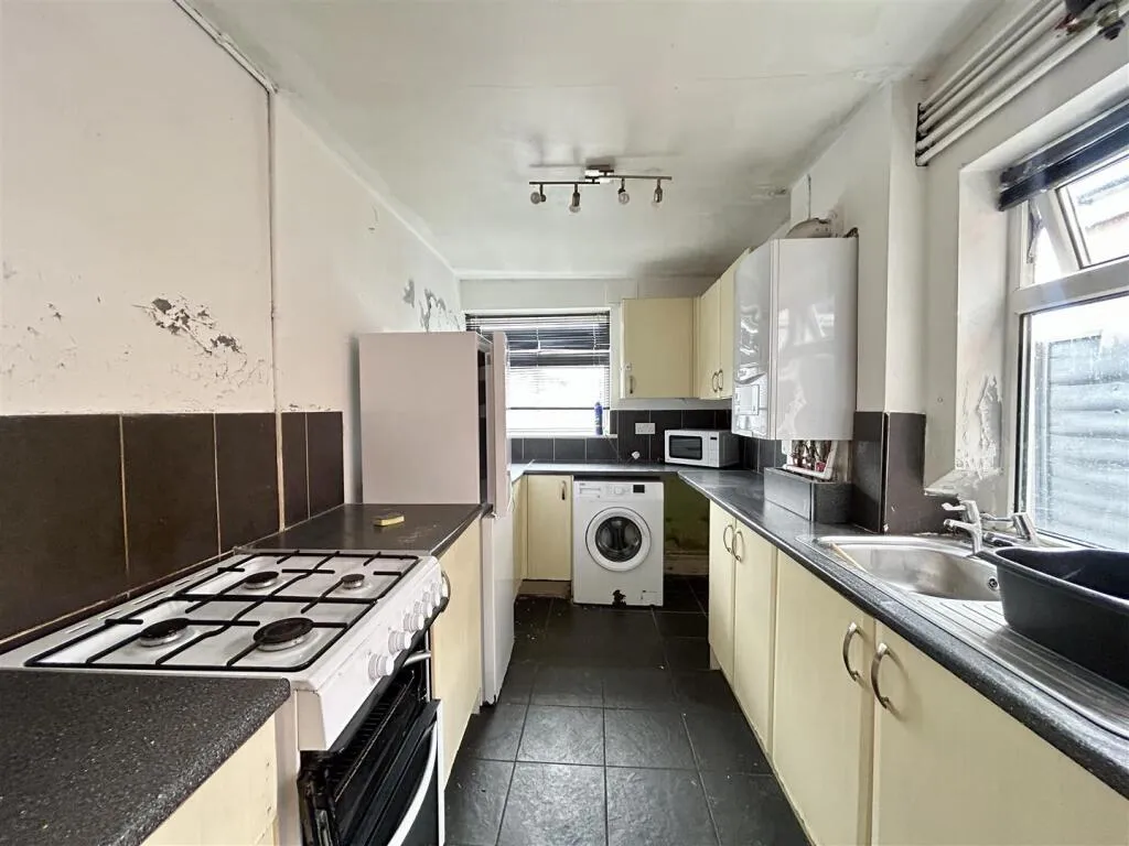 2 bed Terraced