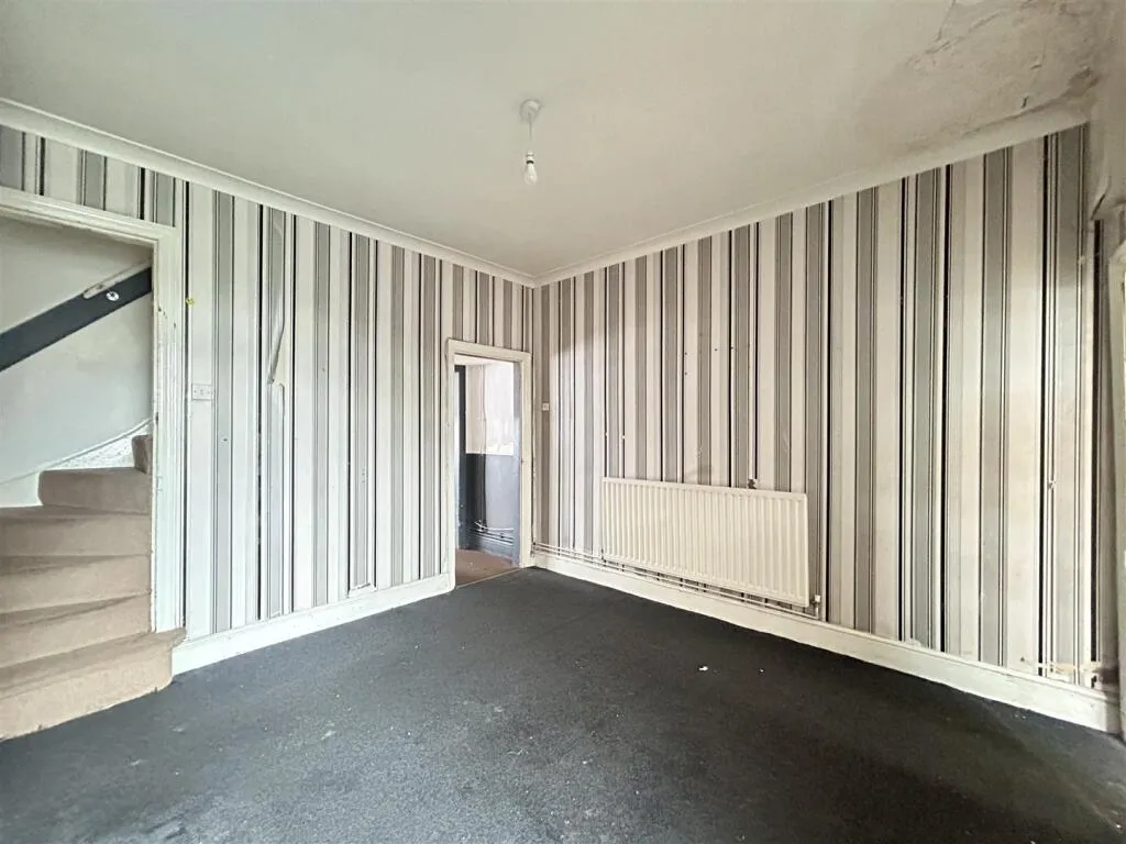 2 bed Terraced
