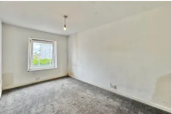 3 bed End of Terrace