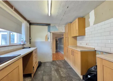 3 bed End of Terrace