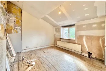 3 bed End of Terrace