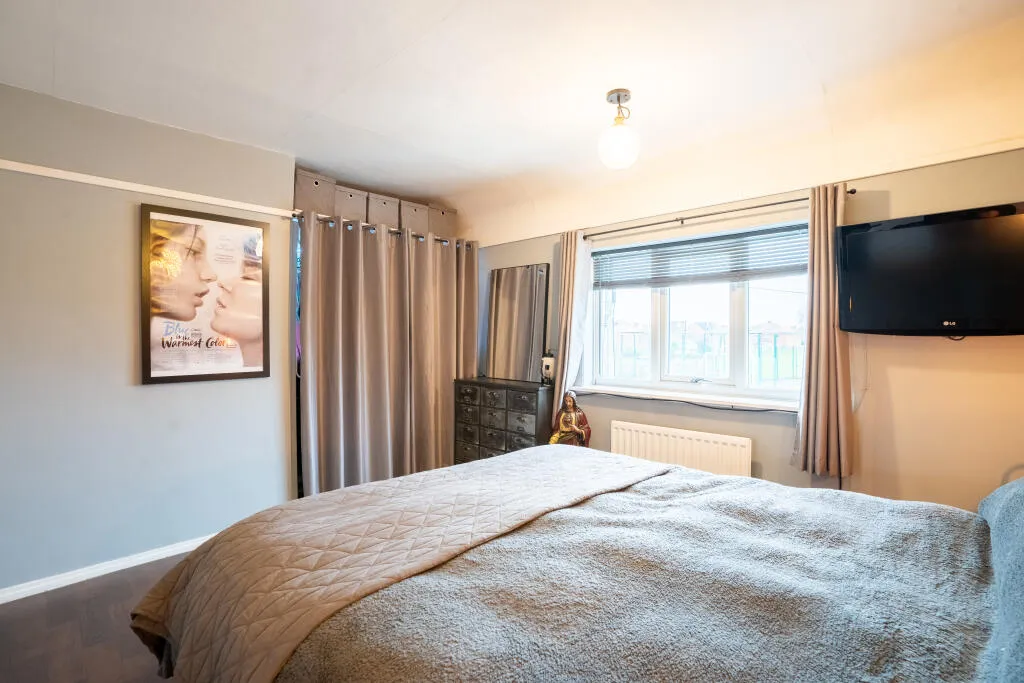 3 bed End of Terrace