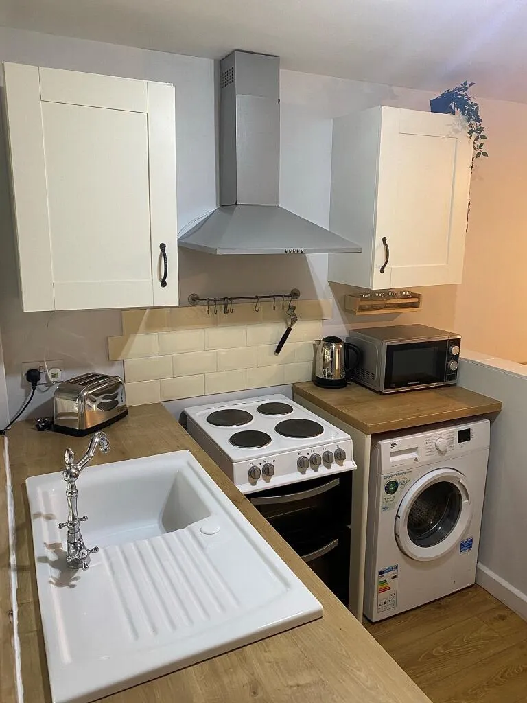 3 bed End of Terrace