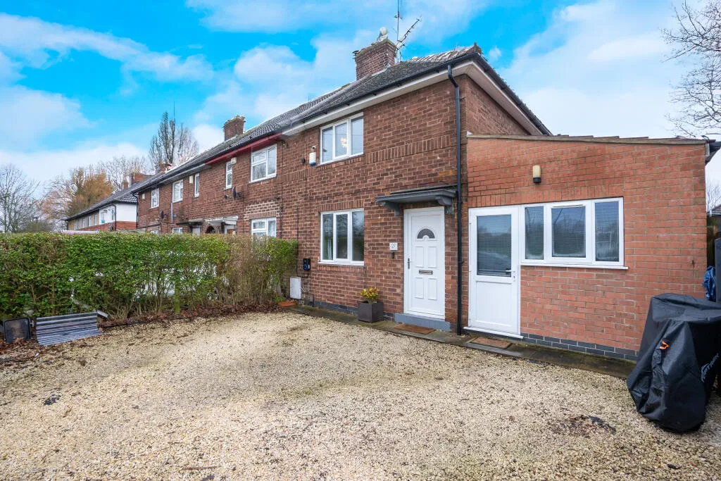 3 bed End of Terrace