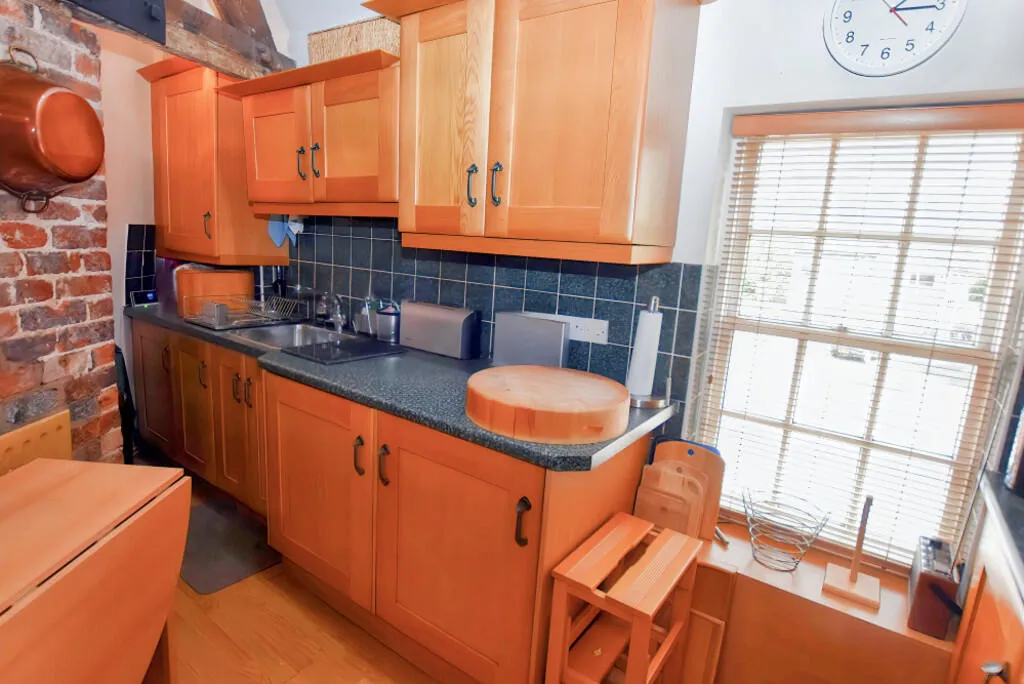 2 bed Maisonette